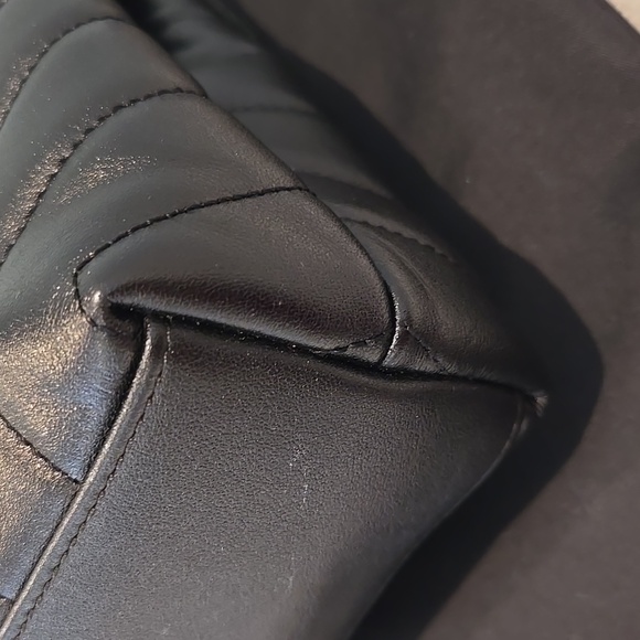 YSL Lou Lou Shoulder Bag - Picture 8 of 10